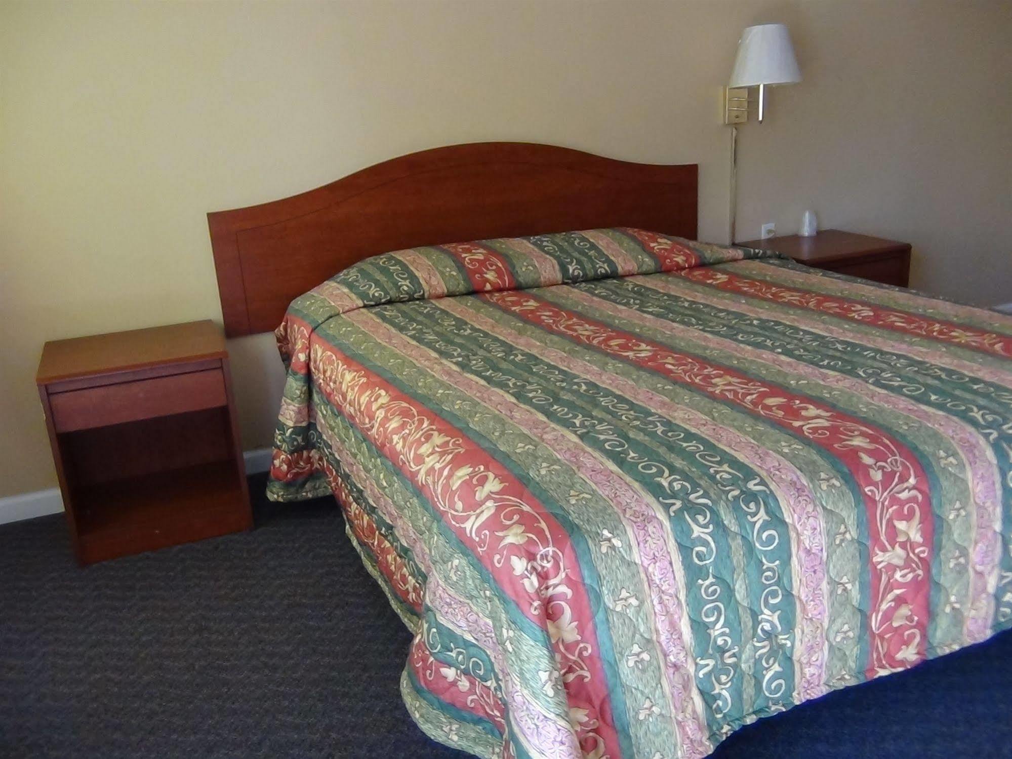 Desert Inn Motel Corona Luaran gambar